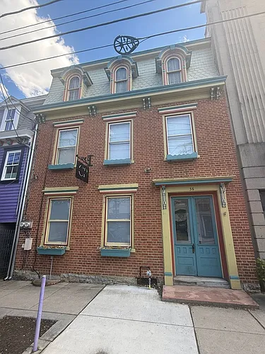 36 W Pomfret St Photo 1