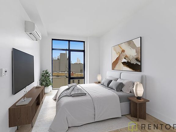 4th image of 597 Grand St #317
