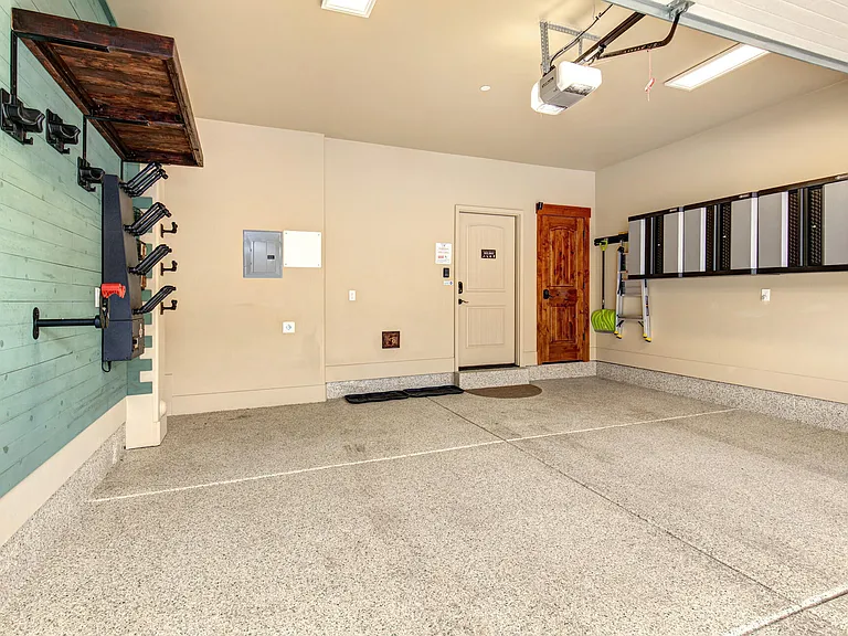 13346 N Highmark Ct — Photo 30