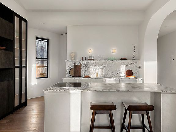 3rd image of 213 Clinton St #4W