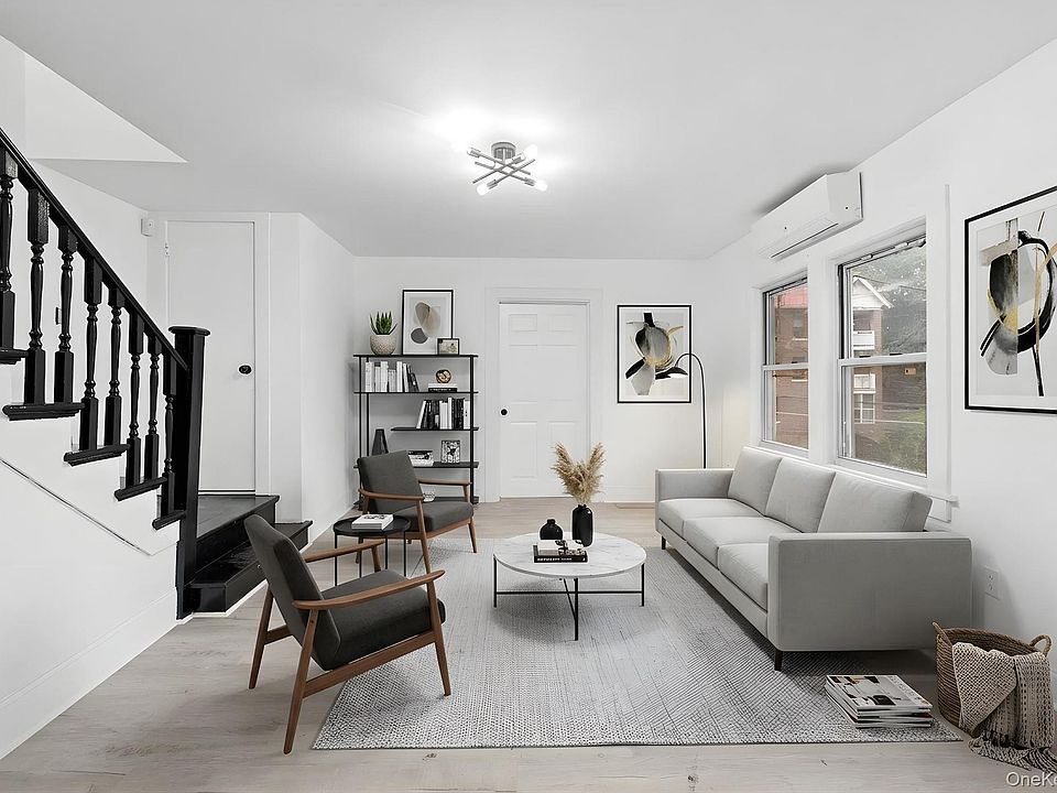 1st image of 125 Caryl Avenue