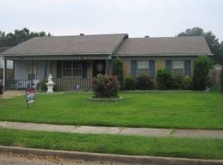 6367 Woodgreen Dr, Millington, TN 38053