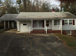 1450 Spring Valley Cir, Huntington, WV 25704