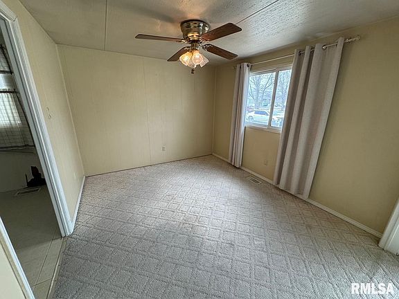 4th image of 2304 Sutherland Rd