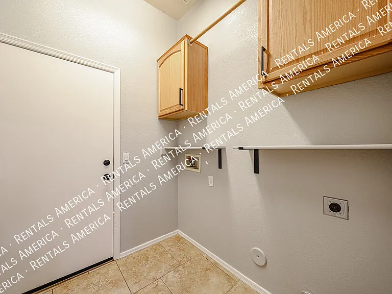 9447 E Natal Ave — Photo 12
