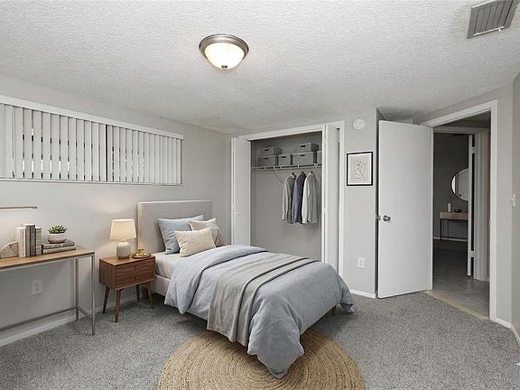 5th image of 7206 San Moritz Dr