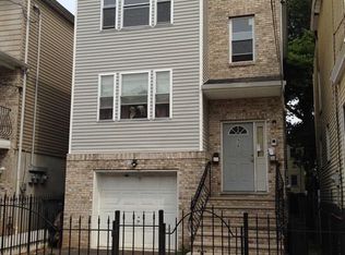 928 S 19th St FLOOR 2, Newark, NJ
