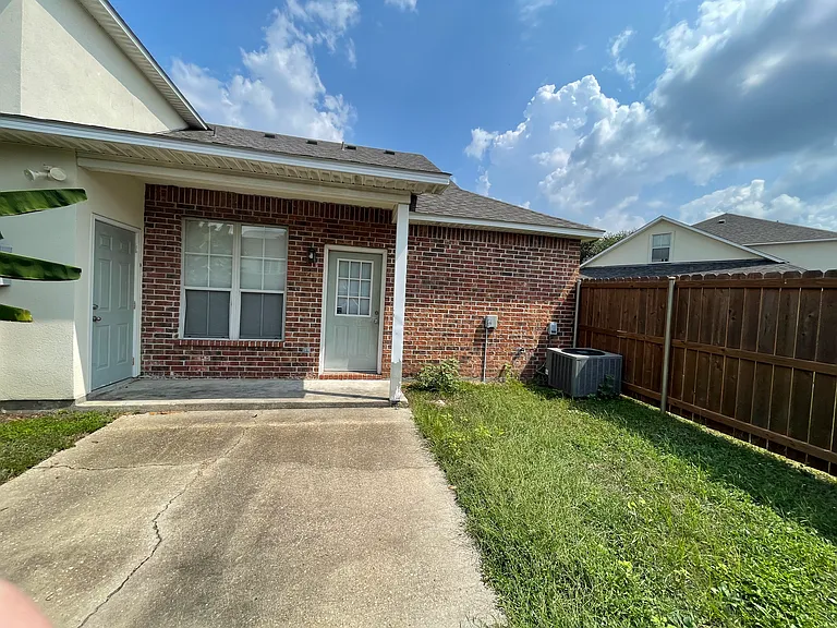 4000 Lake Beau Pre Blvd #56 — Photo 3