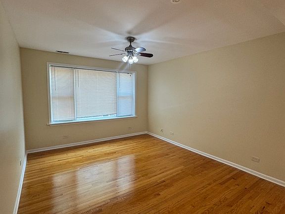 5th image of 2553 W Ardmore Ave #1
