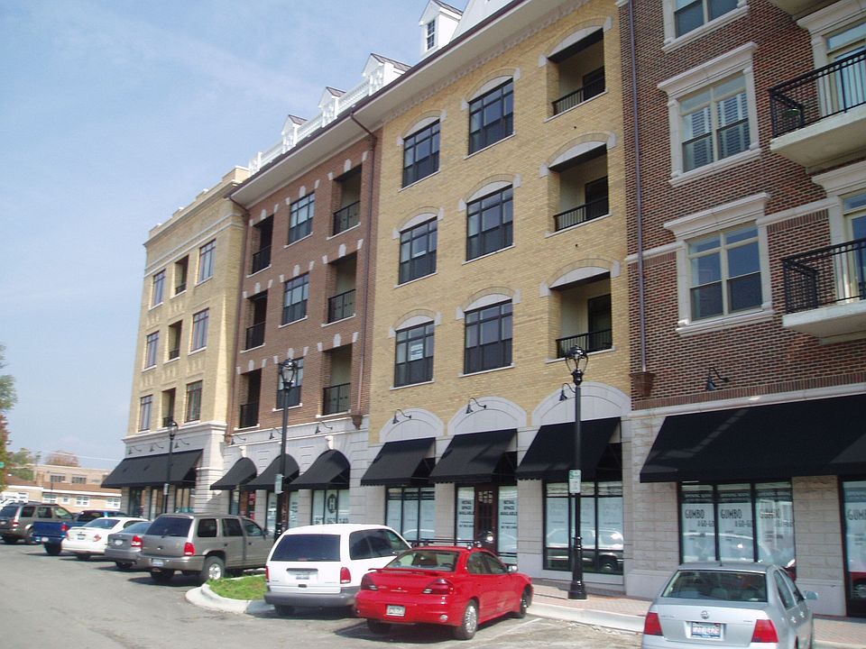 1st image of 24 W Station St Unit 401
