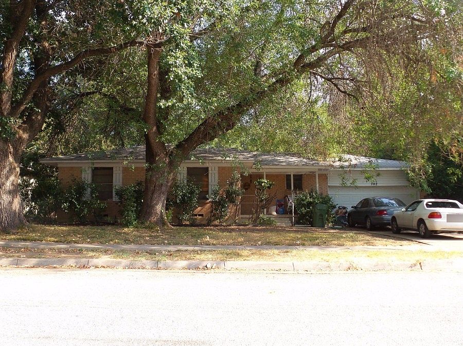 1st image of 702 E Tucker Blvd