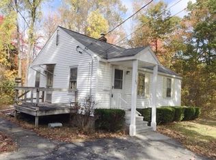 64 Malden St, Holden, MA 01520