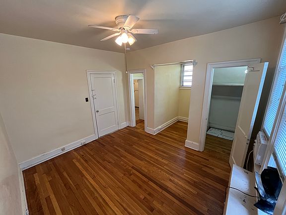 3rd image of 108 S Arthur Ashe Blvd APT 2