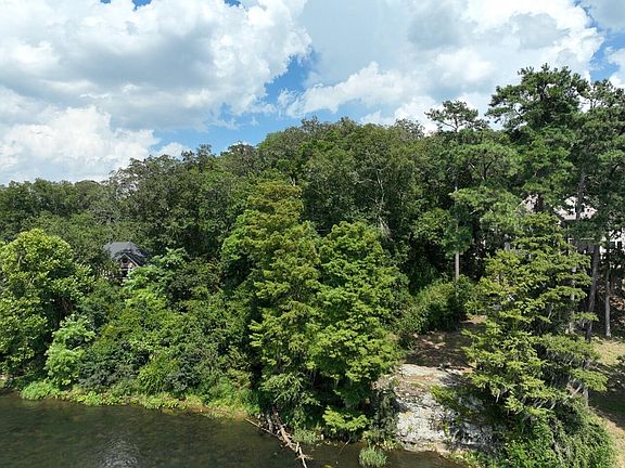 2nd image of 359 Osprey Point