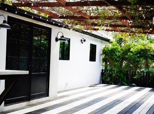 319 Vernon Ave, Venice, CA 90291