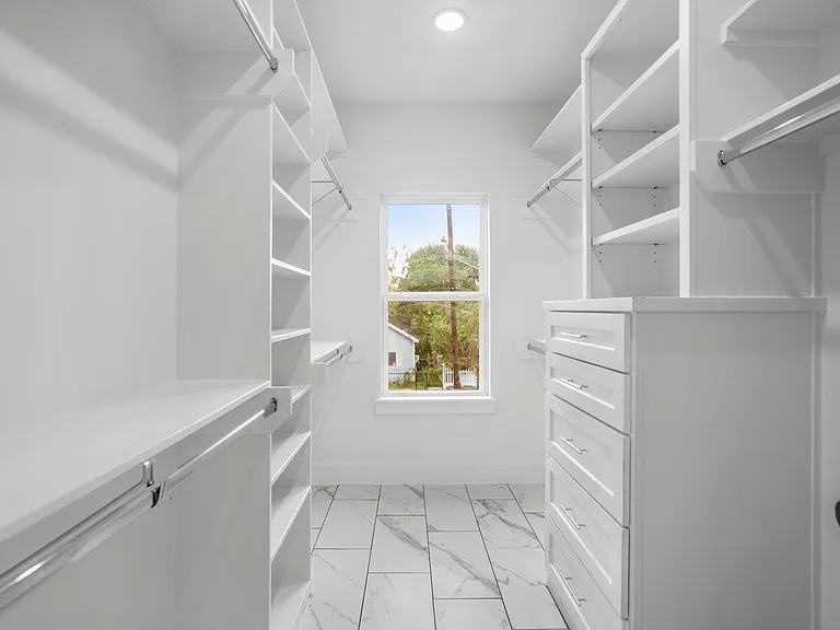 314 N Stiles St — Photo 27