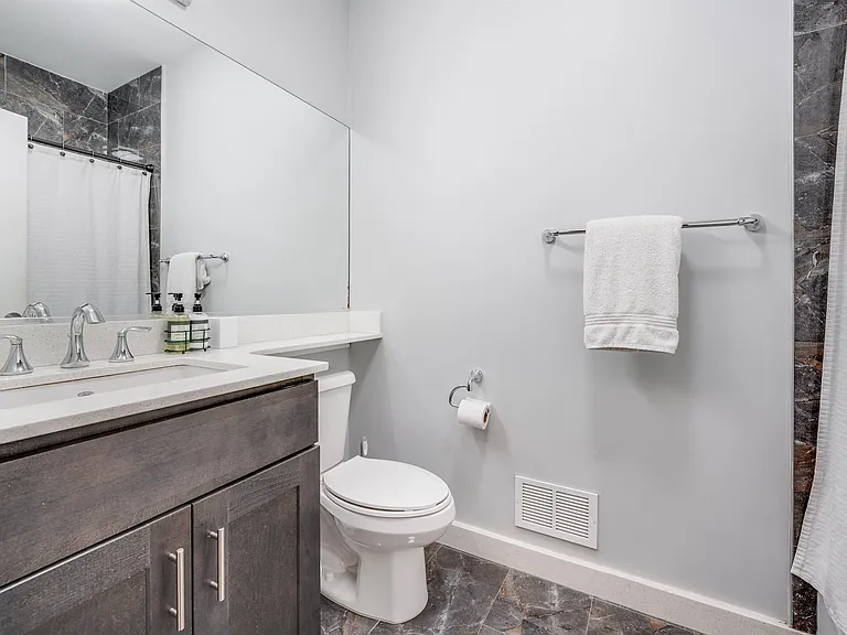 18 Thorne St #1 — Photo 17