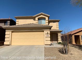 692 W Ash Ridge Dr, Green Valley, AZ 85614