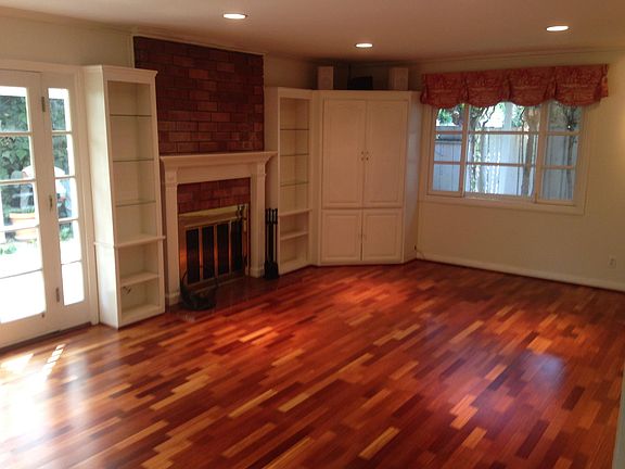 3rd image of 247 Sherwood Pl