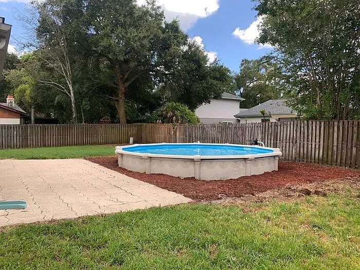 15746 Gardenside Ln — Photo 25