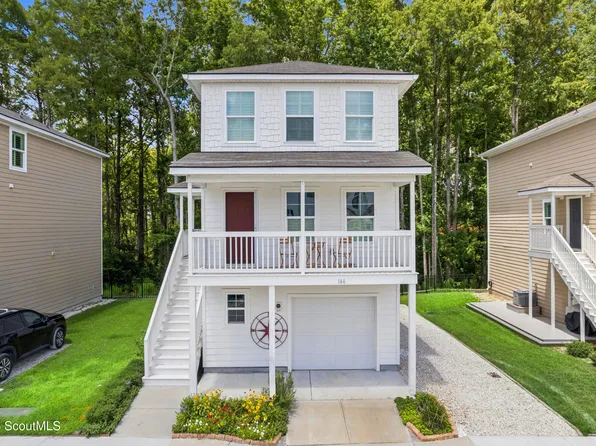 144 Mohr Club Dr, Darien, GA 31305
