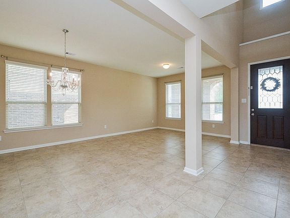 4th image of 8019 Cheyenne Hills Trl