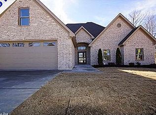 8105 Northshore Cv, Benton, AR 72019