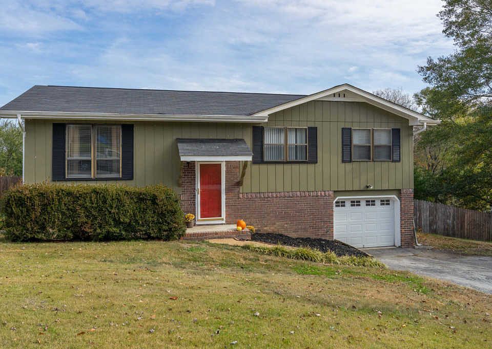 1st image of 7178 Crestfield Cir