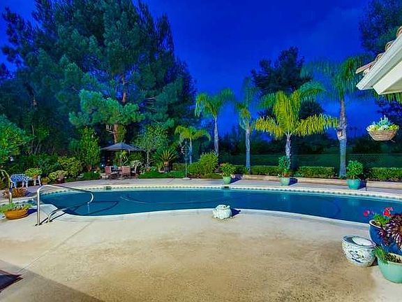 3rd image of 17477 Francisco Dr