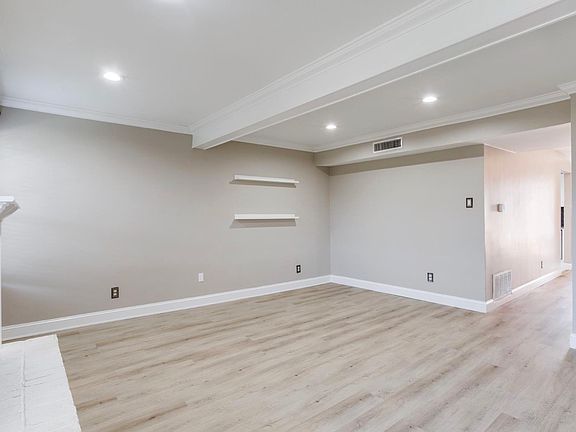 2nd image of 13340 Kit Ln APT A4