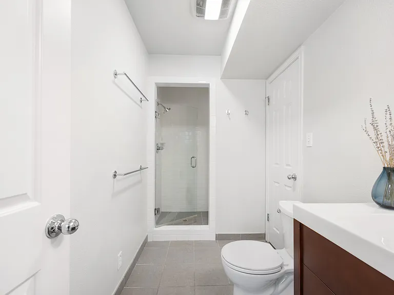 306 Pleasant Dr — Photo 6
