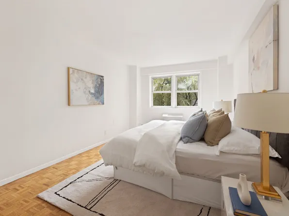 446 East 86th Street image 4 of 5