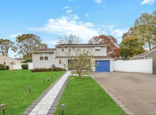 37 Fiesta Dr, Centereach, NY 11720