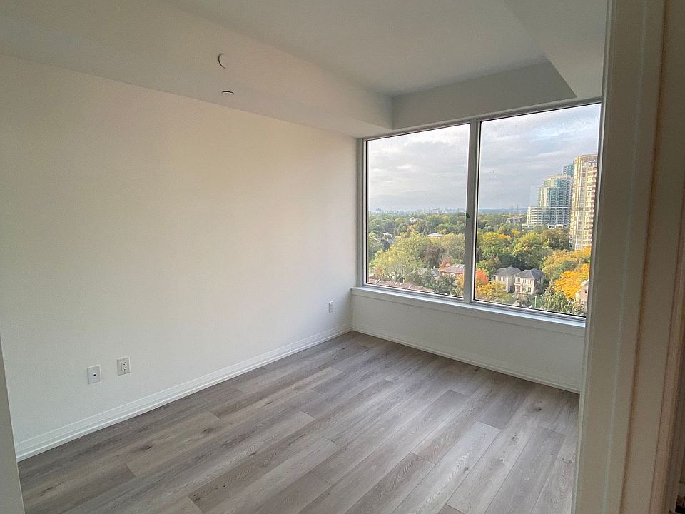 2nd image of 75 Canterbury Pl #1512