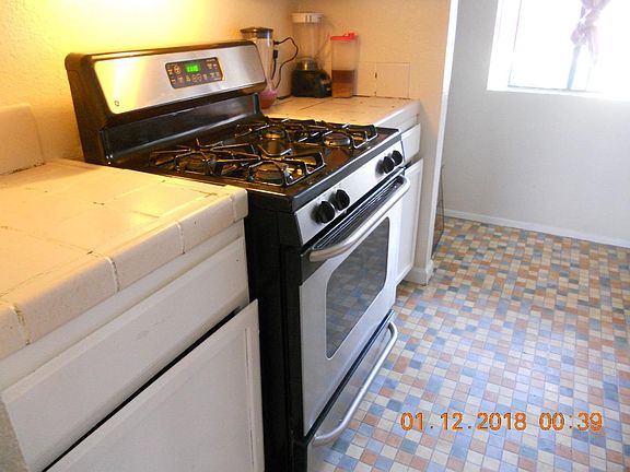4th image of 427 Winchester Dr