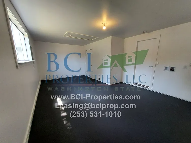 8811 Forest Ave SW — Photo 18