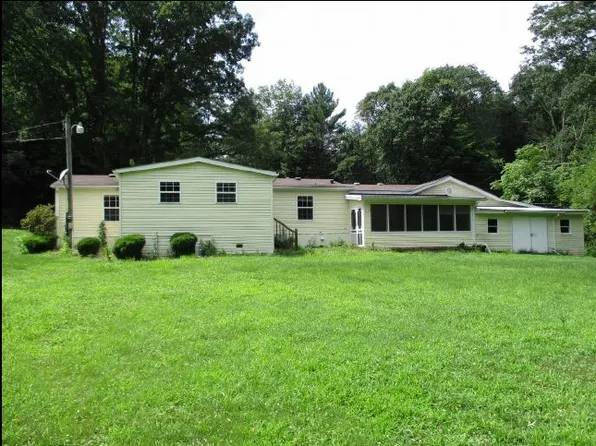 401 Perry Valley Rd, Millerstown, PA 17062