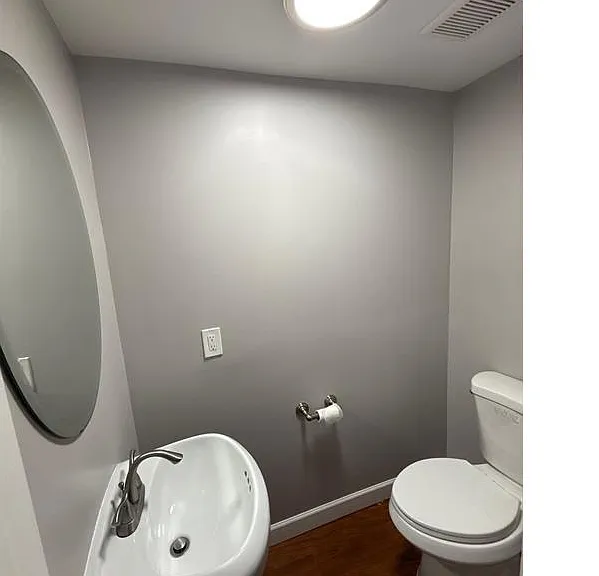 300 Leeanne Rd — Photo 11