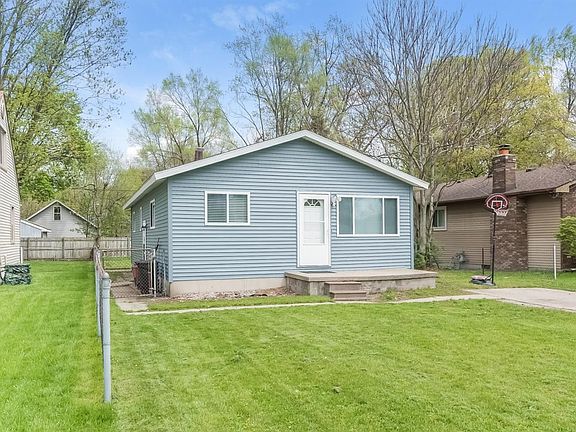 3rd image of 542 Bagley Ave