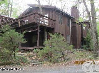 226 Sage Ln, East Stroudsburg, PA