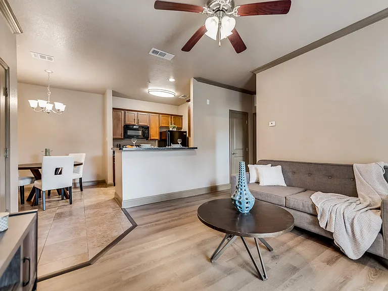 Timber Creek Apartments — Photo 23