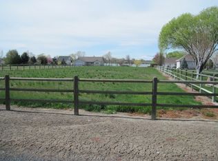 3880 Shorecrest Dr NE, Moses Lake, WA 98837