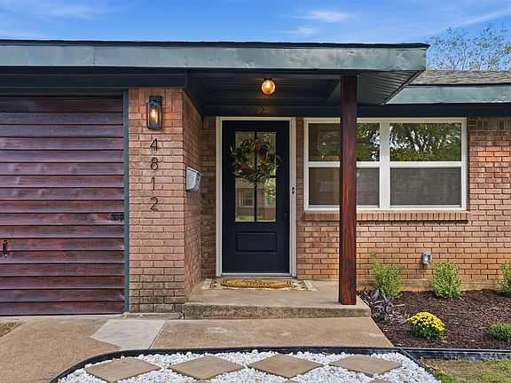 4th image of 4812 Curzon Ave