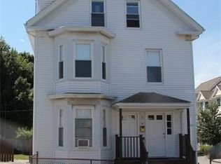 14 Roundy St UNIT 2, Beverly, MA 01915