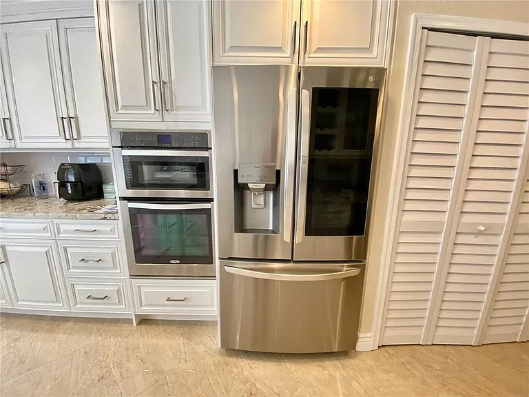 4230 N Ocean Dr — Photo 9