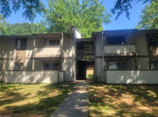 2205 Sunderland Rd APT 117D, Winston Salem, NC 27103