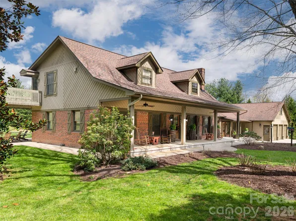 356 Curtis Creek Rd, Candler, NC 28715