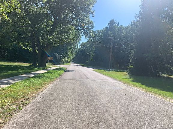 5th image of 7968 S 80th Ave