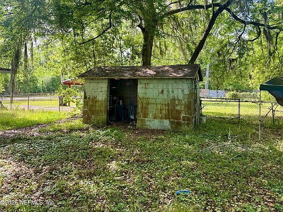 4th image of 6228 BLUEBIRD Road