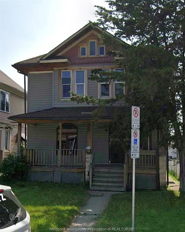 643 Pierre Ave — Photo 1